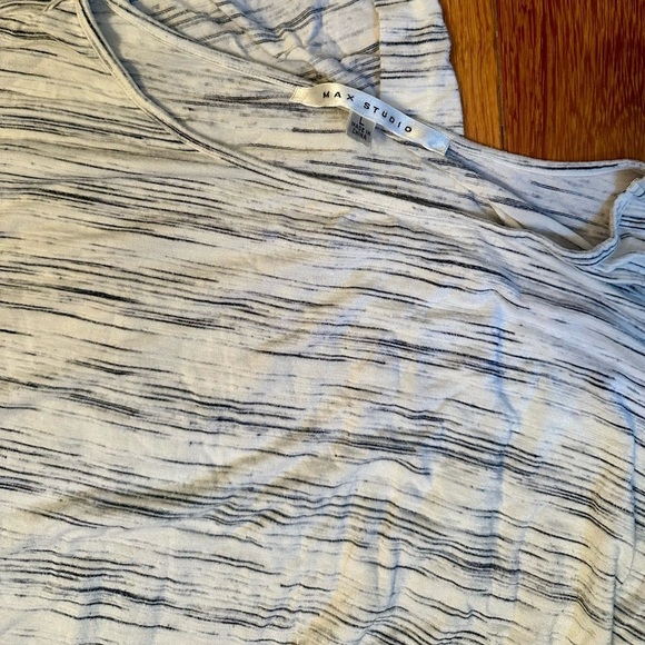 Max Studio | Long maxi dress with side slits size lrg / xl - Picture 2 of 6